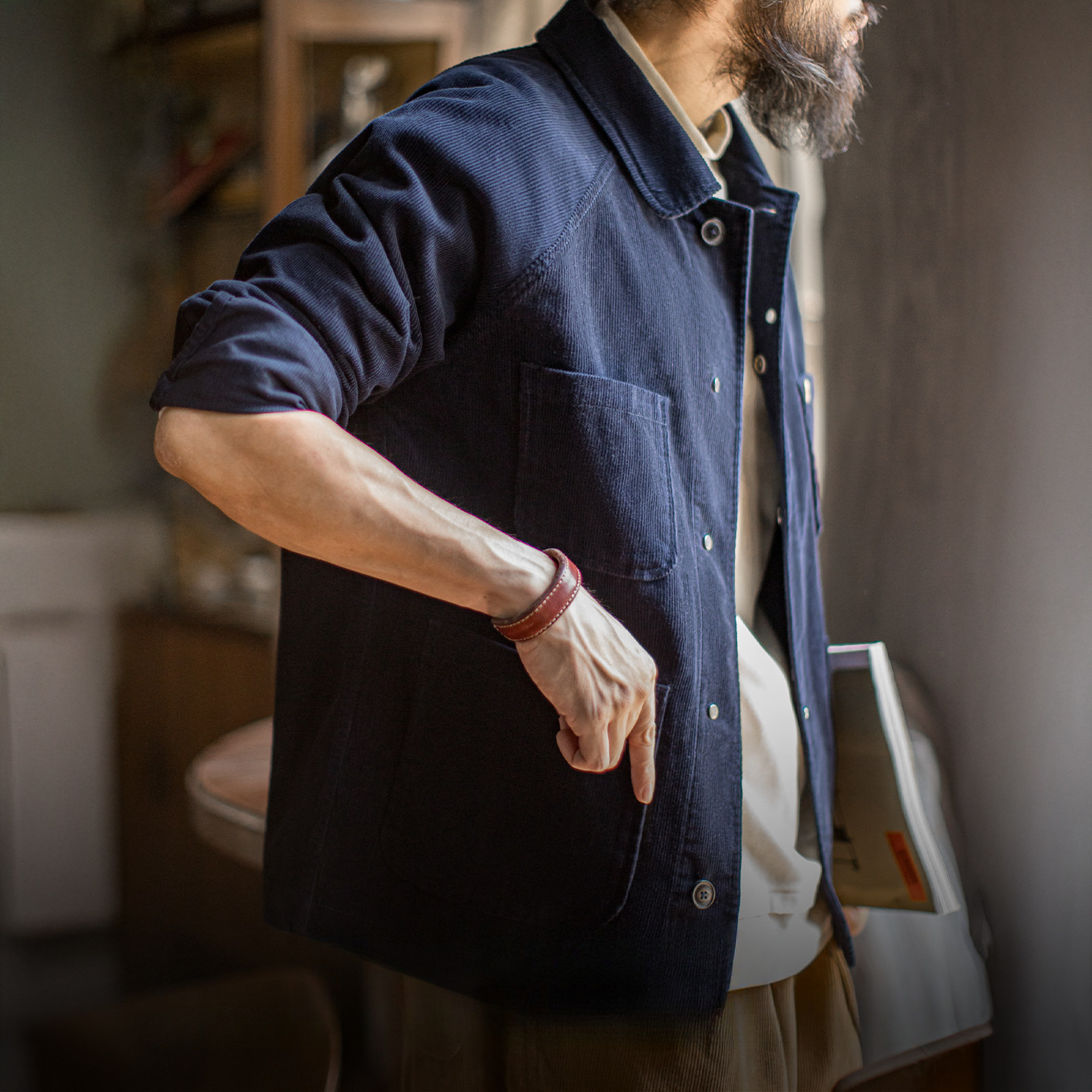 American Retro Corduroy Four Pocket Hunting Jacket Short, Navy Blue Lapel Thin Jacket