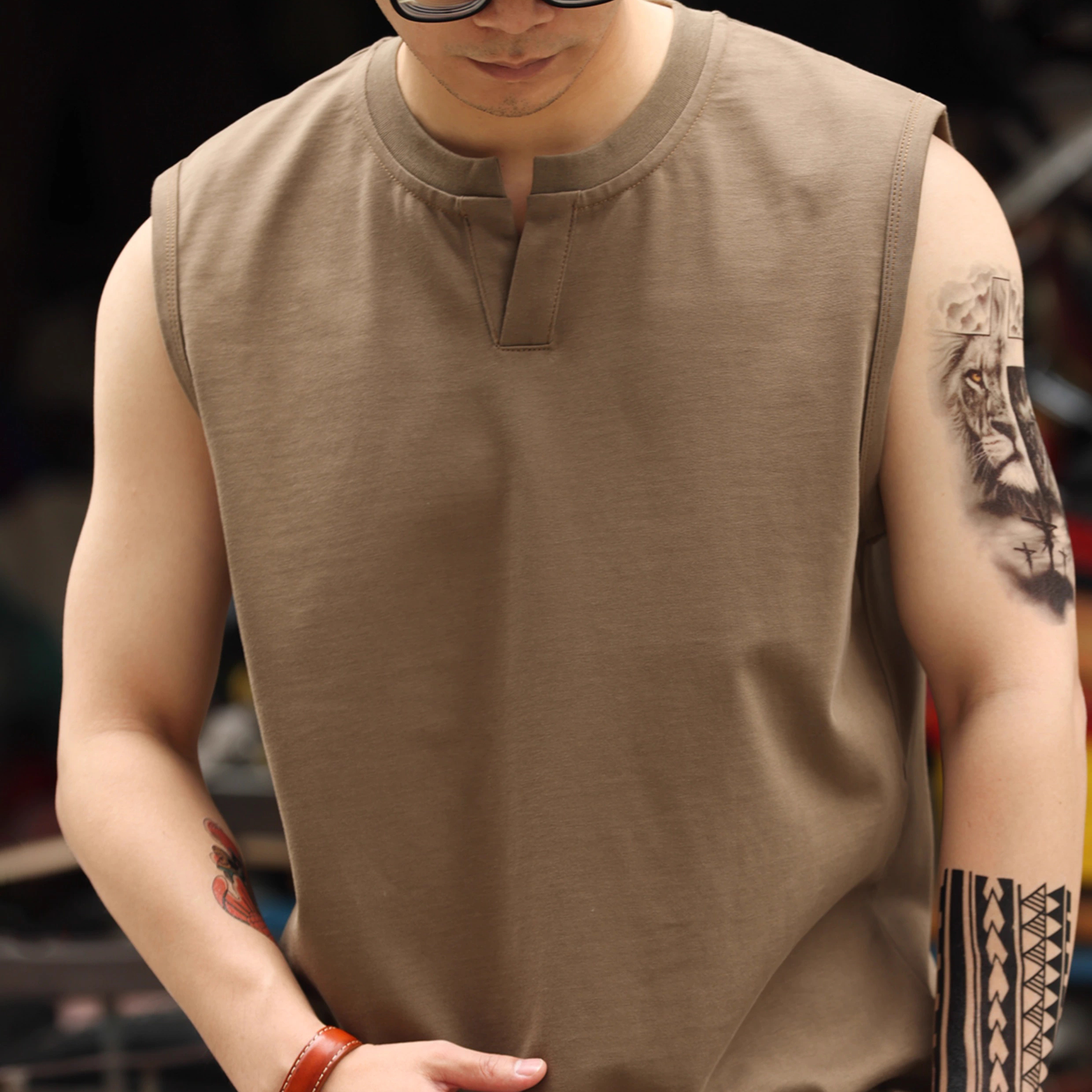 American style 345g polo neck men's casual sports hardback vest