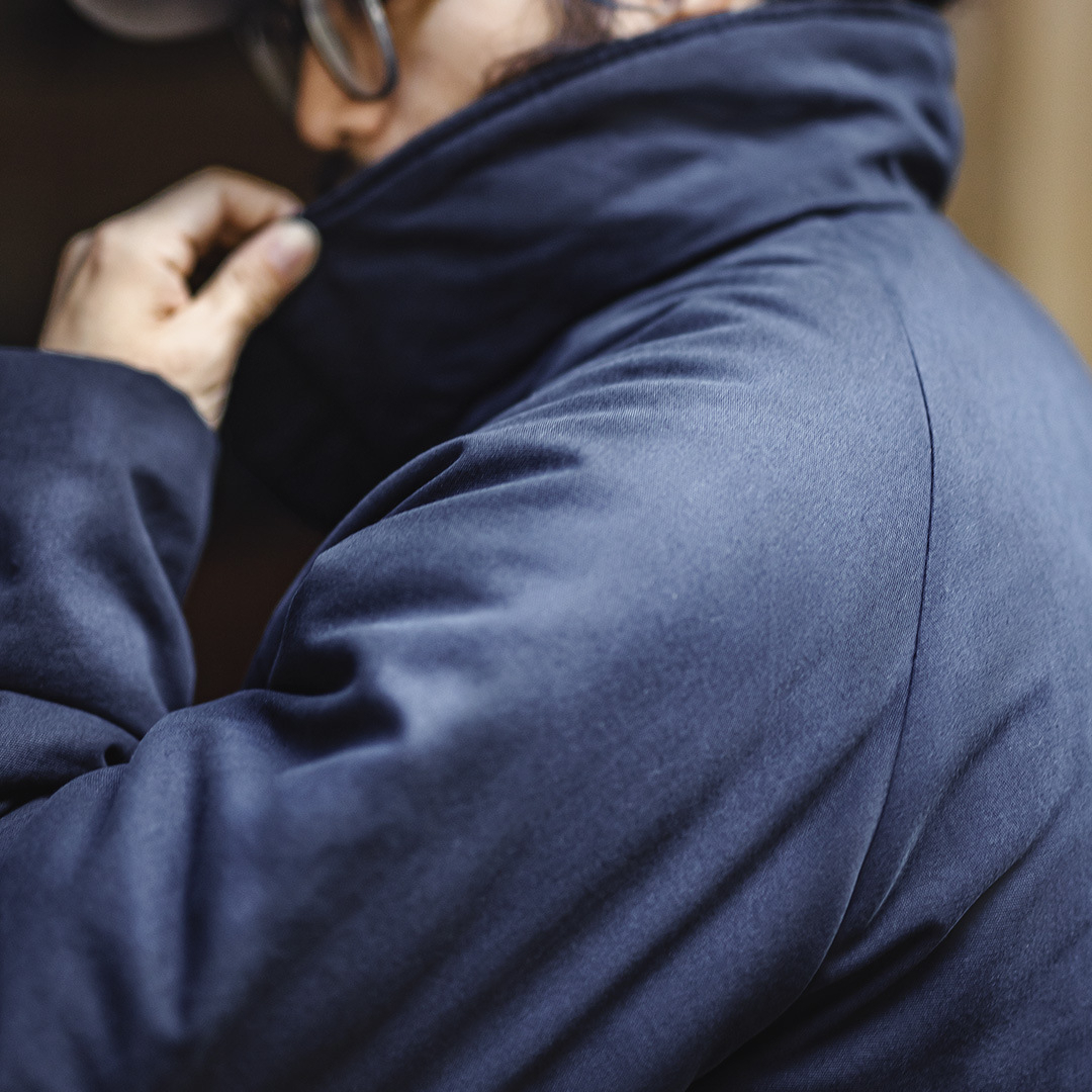 American Navy Blue Stand up Collar Warm Short Sleeve Cotton Jacket with Insert Shoulders