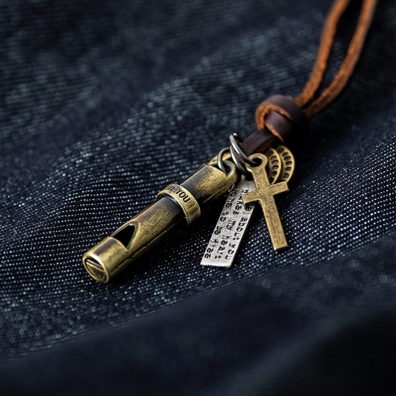 American Retro Metal Whistle Tactical Outdoor Item Leather Chain Pendant Accessory