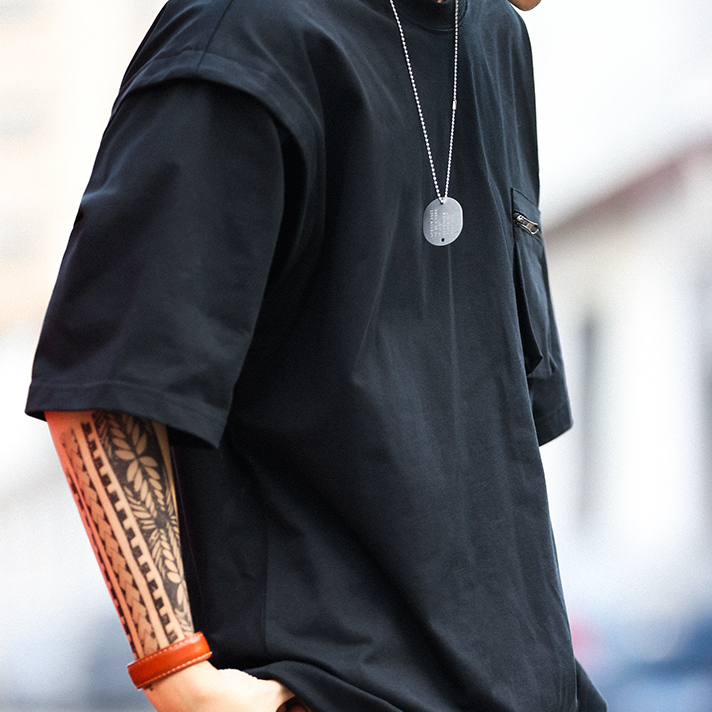 Mountain style outdoor men's loose round neck pocket short sleeved T-shirt