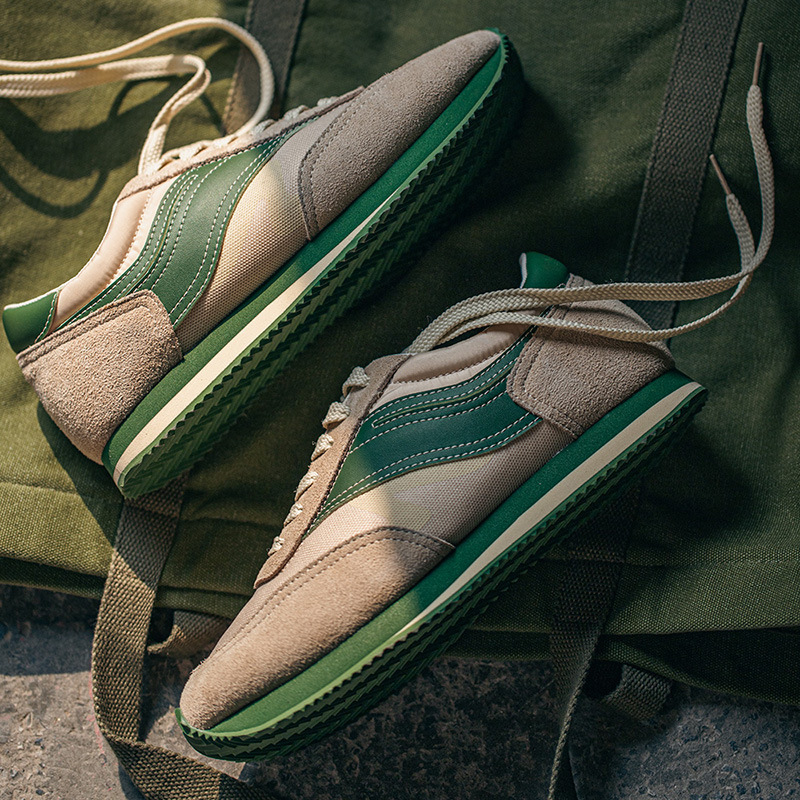 Maden Casual low top sneakers, trendy Forrest Gump shoes, jogging shoes, retro sports shoes