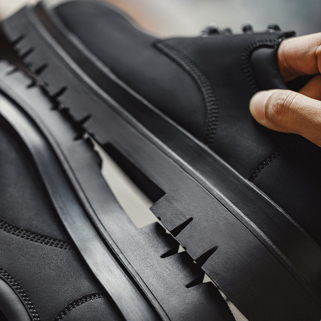 Derby Shoes Men'S Thick Soled Raised Round Toe Black Commuting Casual Leather Shoes