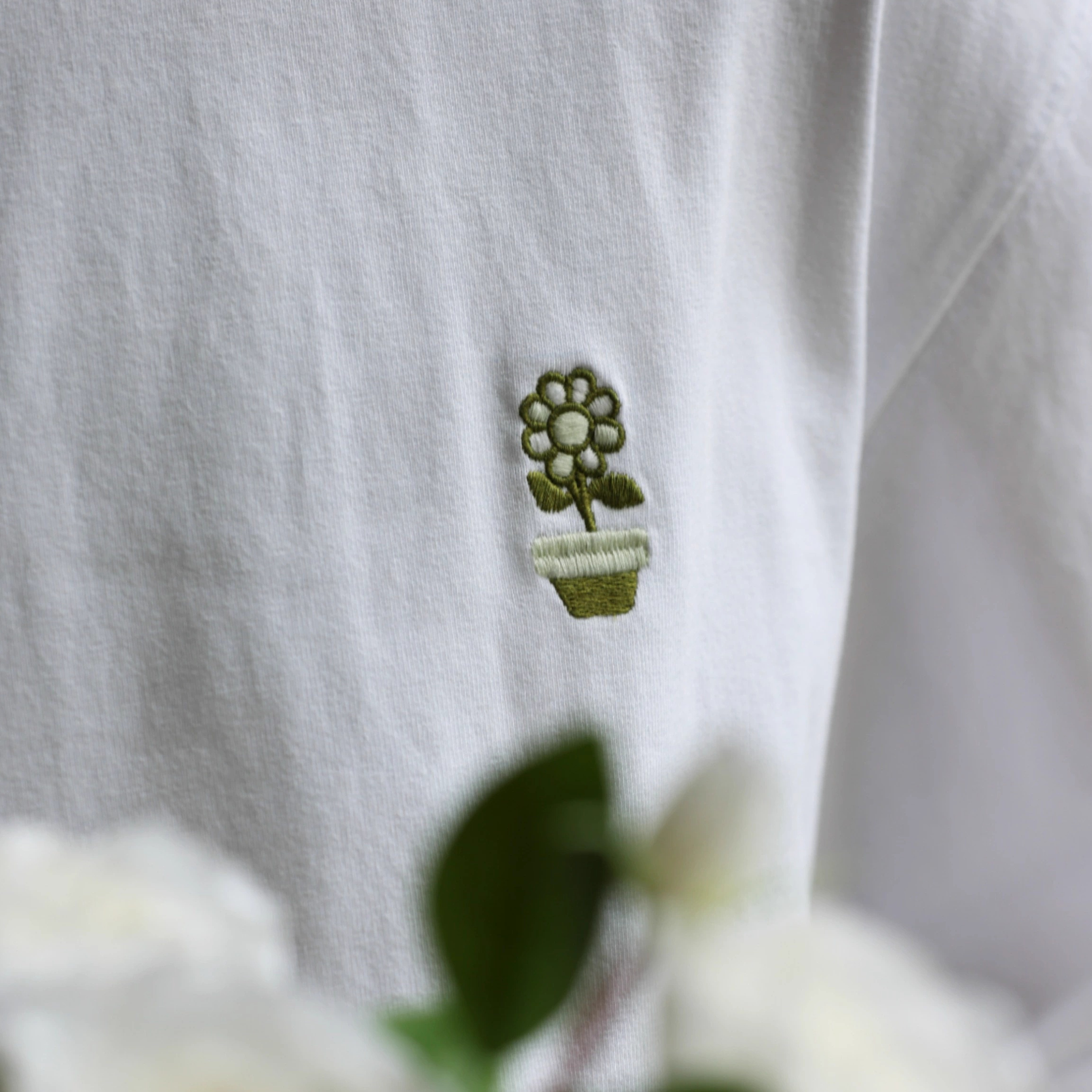 Minimally Embroidered Small Flower Men'S Loose Casual 260g Round Neck White T-Shirt