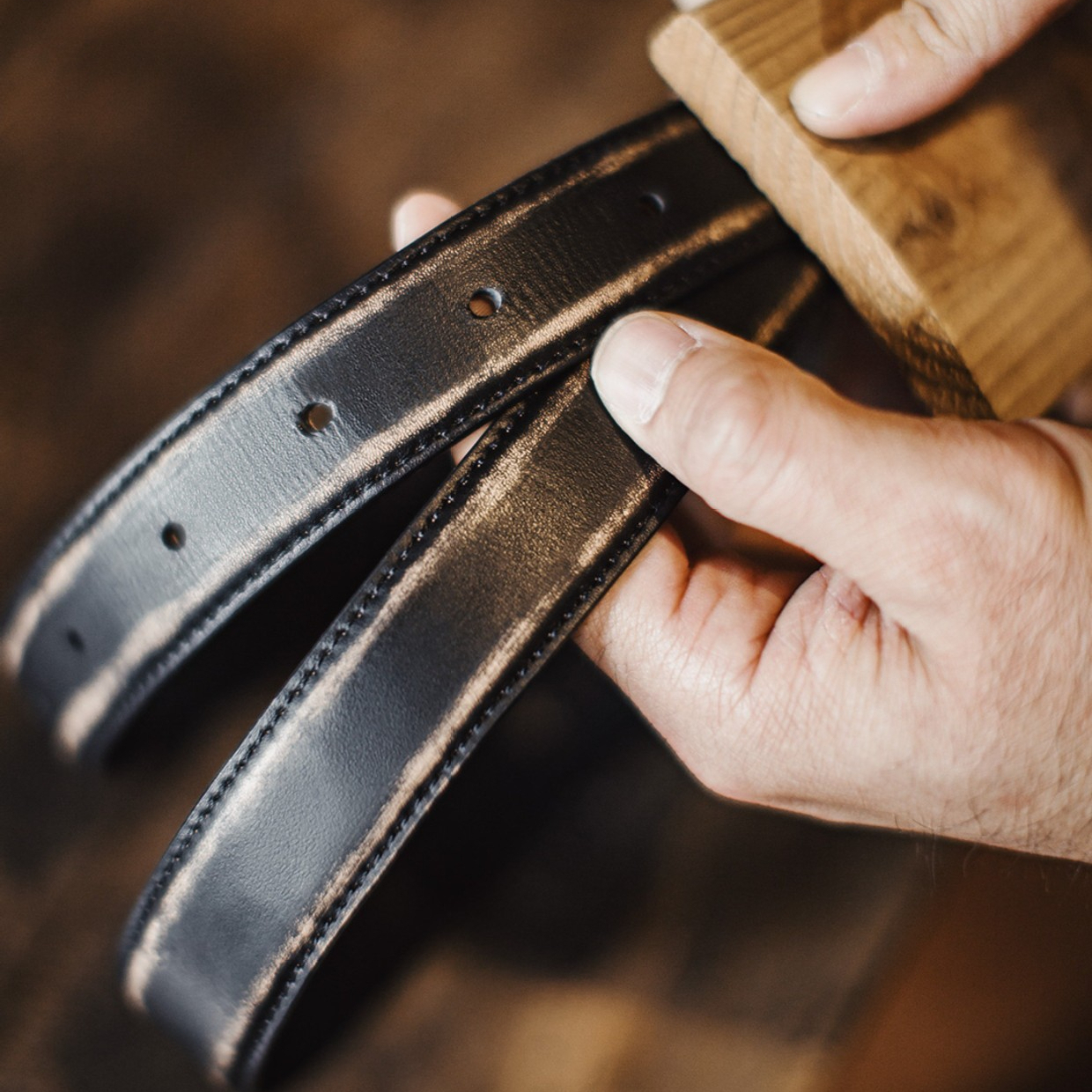 American retro top layer cowhide leather buckle hard guy belt