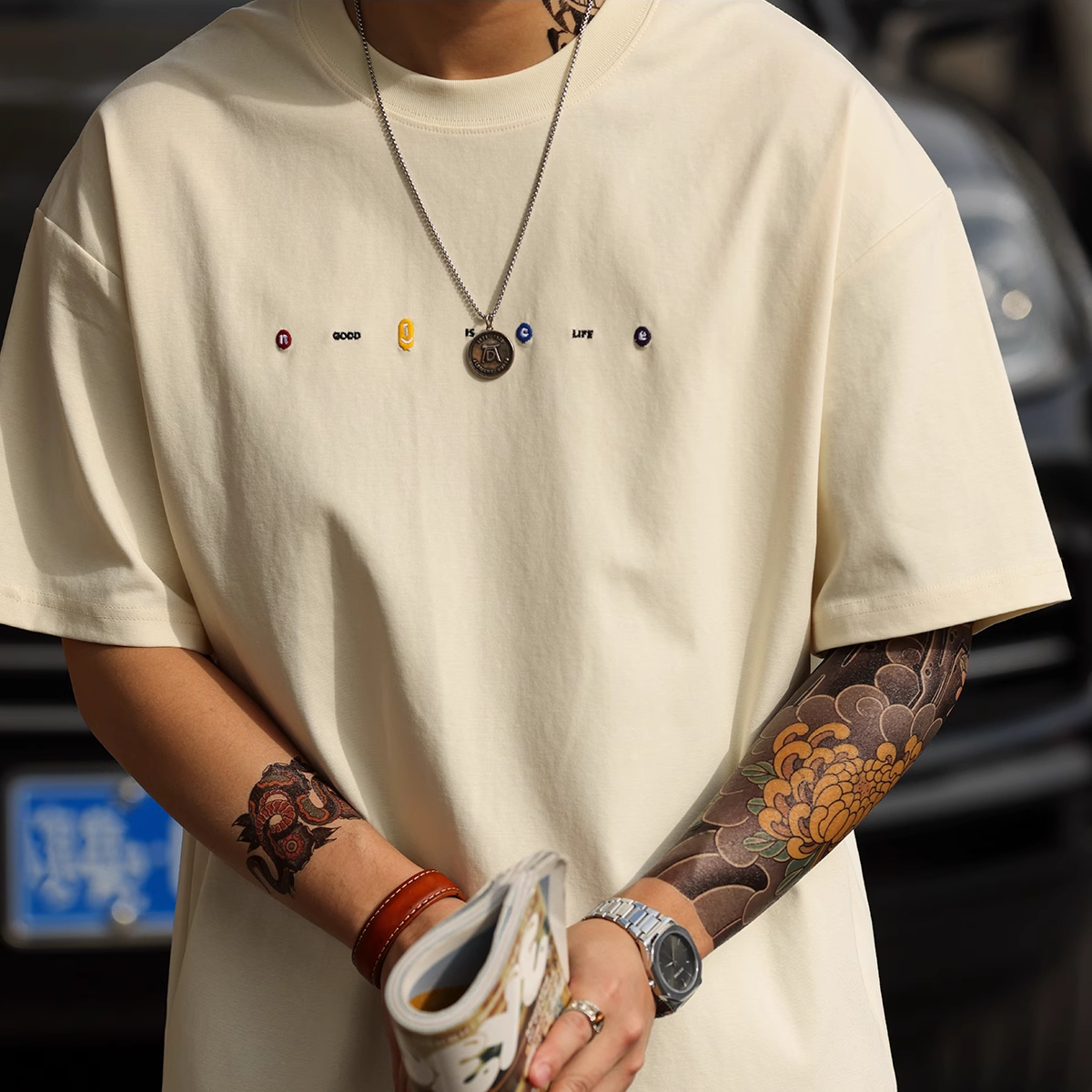 American casual embroidered men's loose and simple round neck short sleeved T-shirt