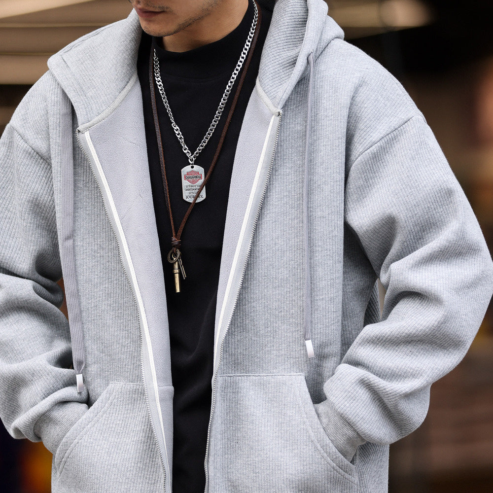 Heavy duty fleece cardigan hooded sweatshirt for men with loose pit stripes, paired with a warm jacket