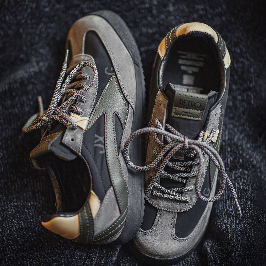 New Retro Casual Sports Low Cut Thin Soled Black DeXun Forrest Gump Shoes