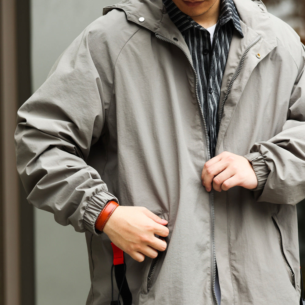 Casual hooded jacket, woven outdoor functional waterproof loose mountaineering jacket