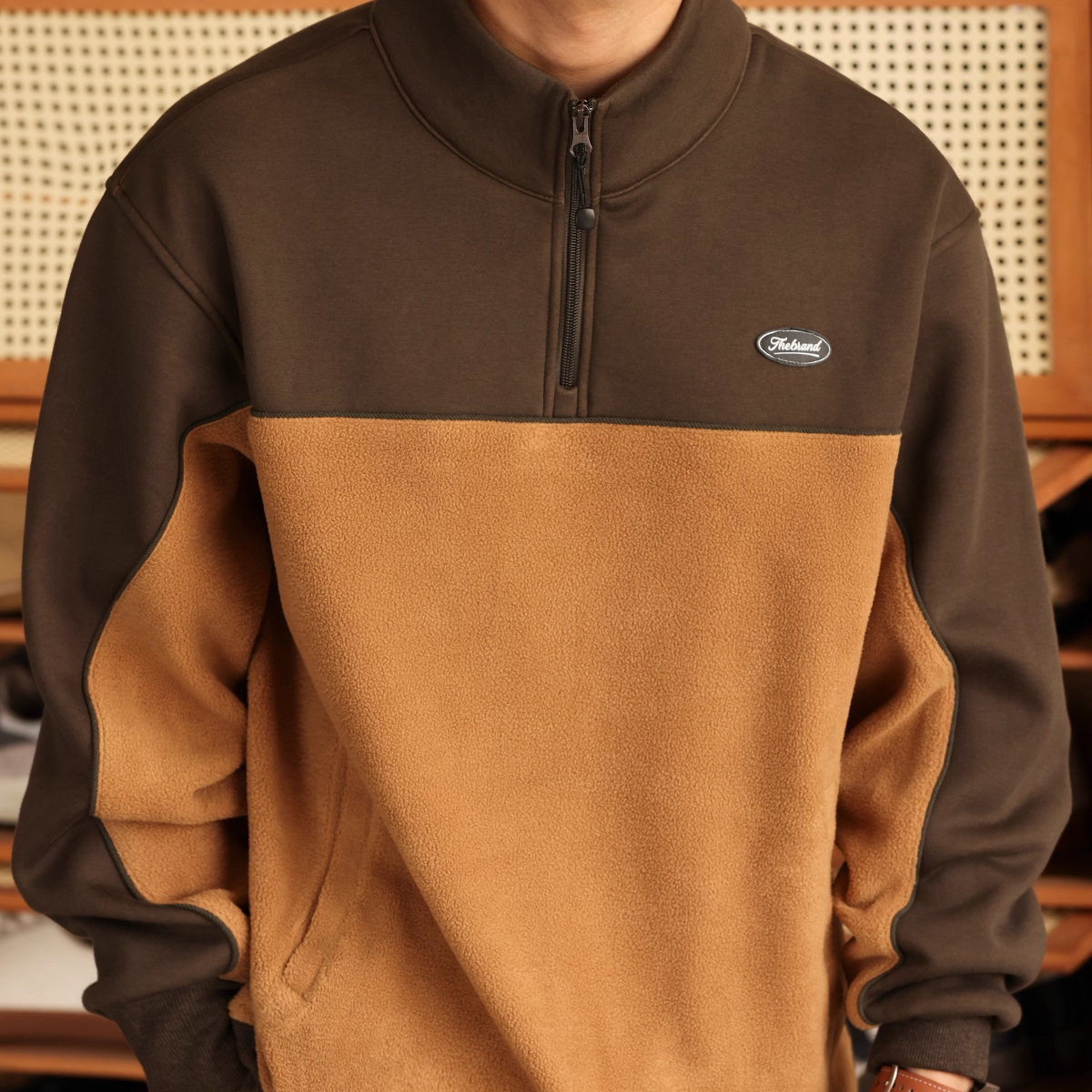 Japanese Retro Contrasting Color Spliced Fleece Men'S Thick And Warm Stand Up Collar Top