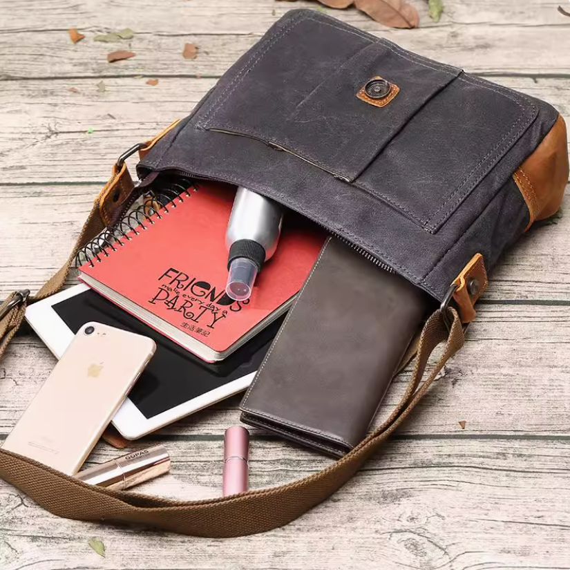 American retro style men's casual waterproof canvas crossbody bag