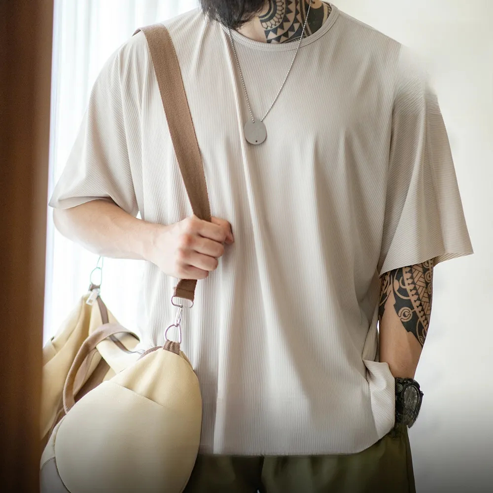 Maden Leisure Two Needle Technology Ice Thin Vertical Pattern Pit Stripe Breathable Loose T-shirt