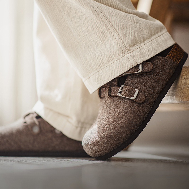 Maden wool felt M ü ller shoes, casual one foot kick, worn with cork sole and toe cover, semi slippers