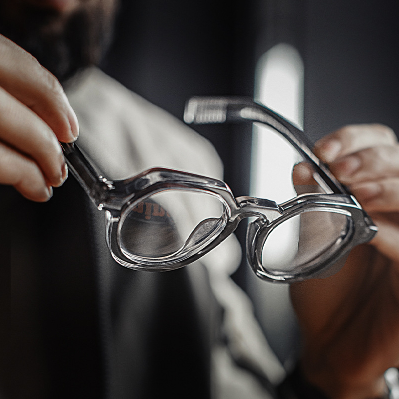 American Retro Classic Crown Panto Round Frame Thick Frame Glasses