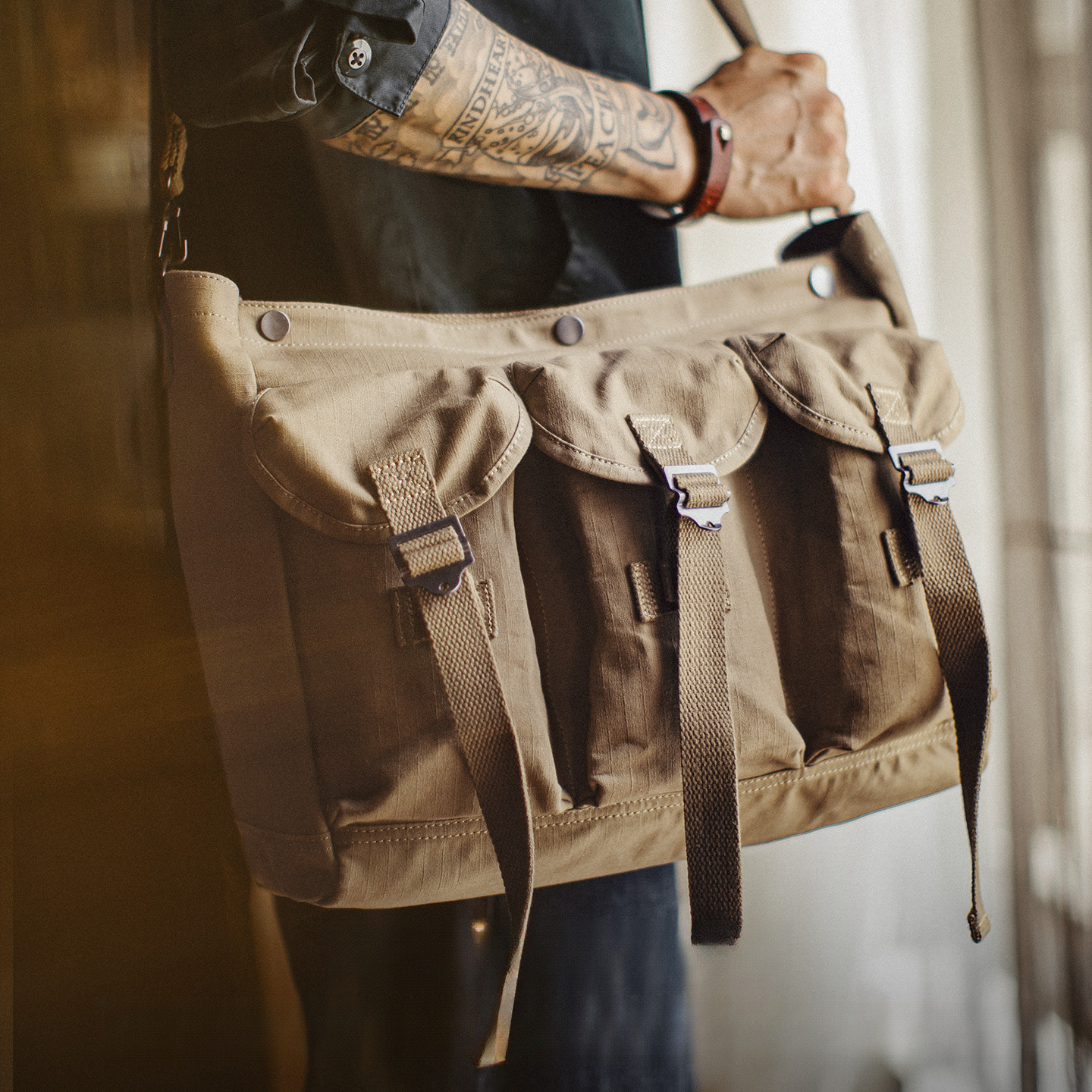 American Desert Outdoor Training Yellow Large Capacity Handheld Postman Bag