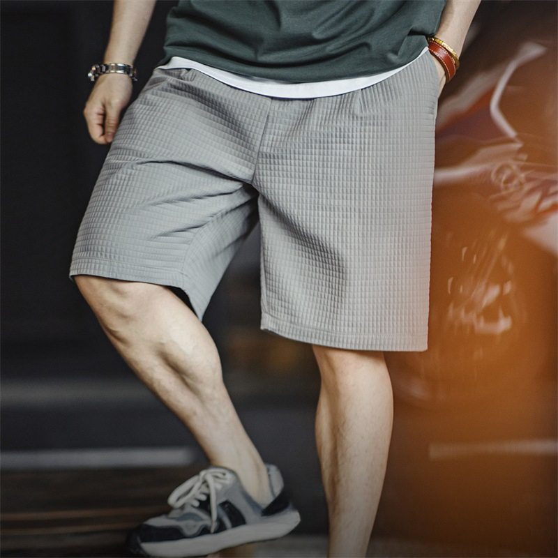 Maden casual three-dimensional small checkered silhouette shorts with a textured anti wrinkle straight leg quarterback pants