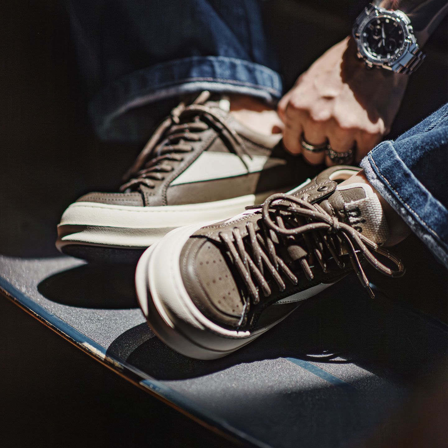 Autumn new men's retro RO thick sole height increasing brown cleanfit casual shoes