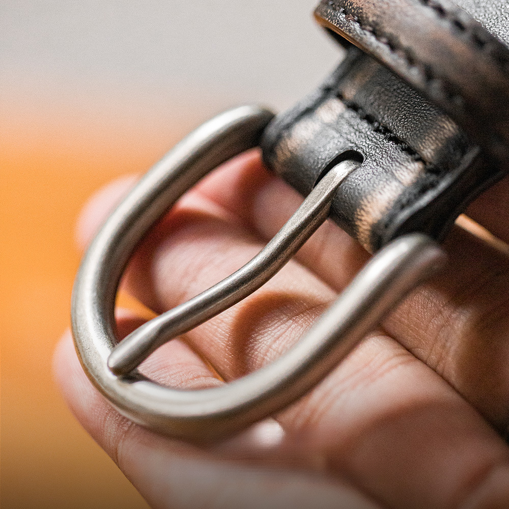 American retro top layer cowhide leather buckle hard guy belt