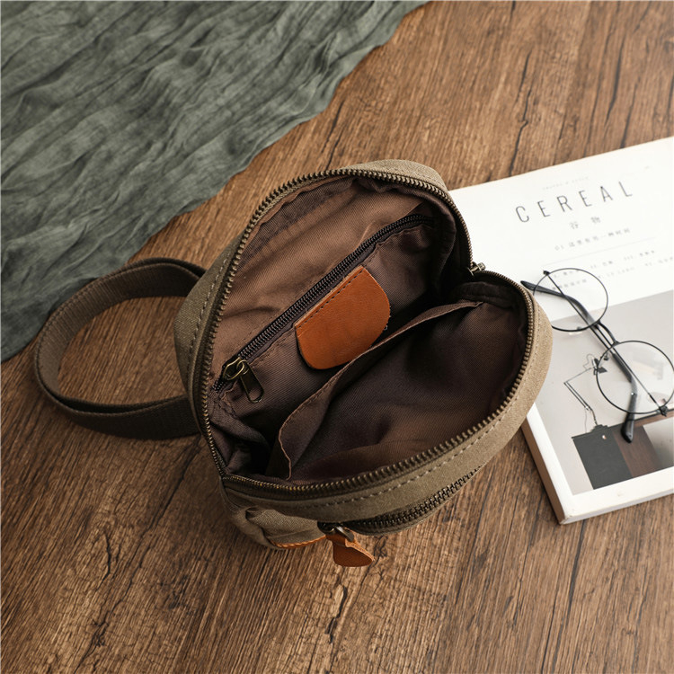 Vintage leather men's large capacity sports and leisure canvas crossbody bag