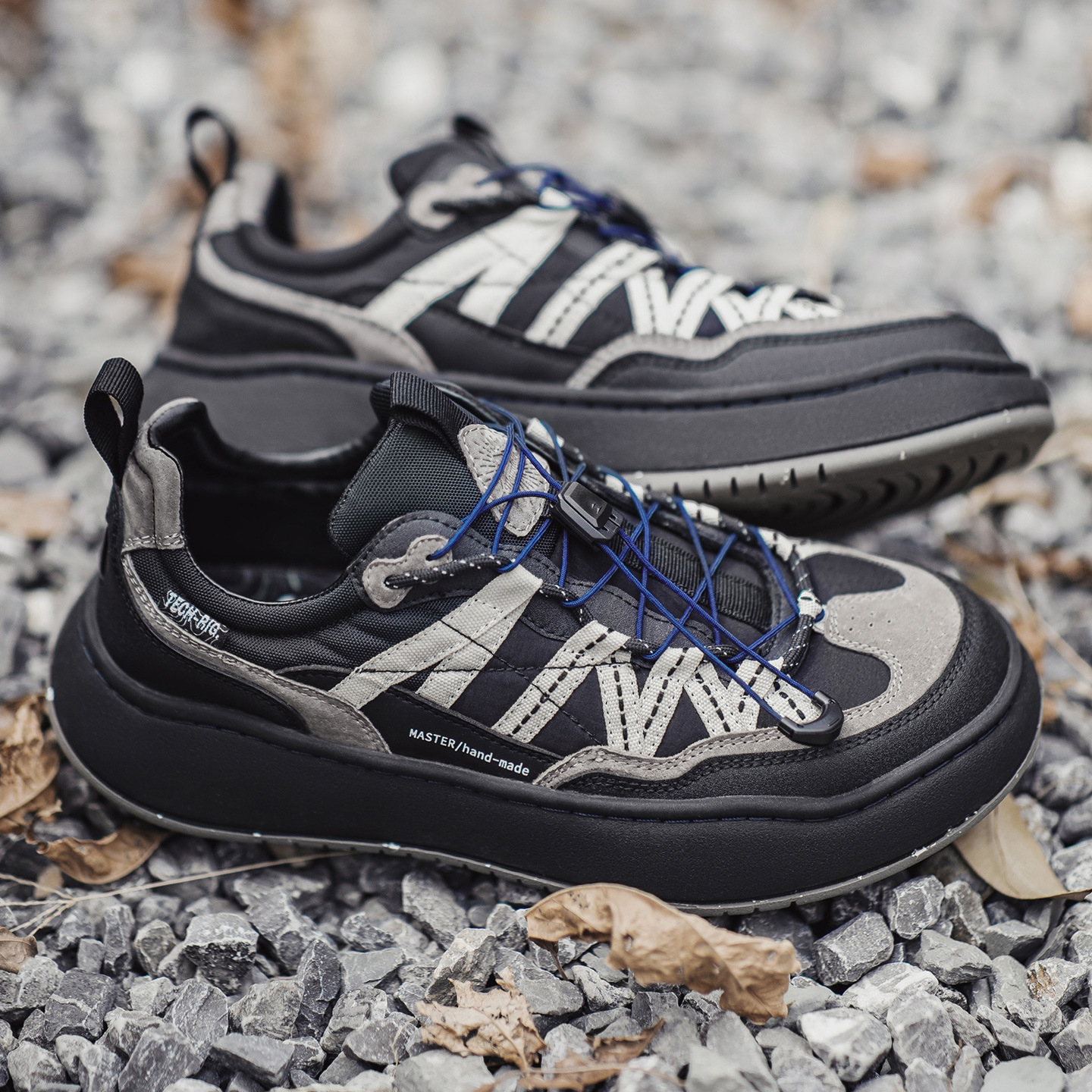 Black Beach Mountain Series Thick Bottom New Light Outdoor Functional Style Casual Shoes