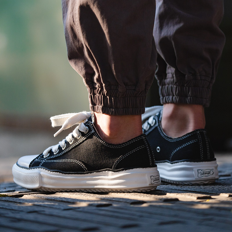 Maden Low cut Instagram style thick sole casual and versatile niche board shoes, trendy and soluble shoes