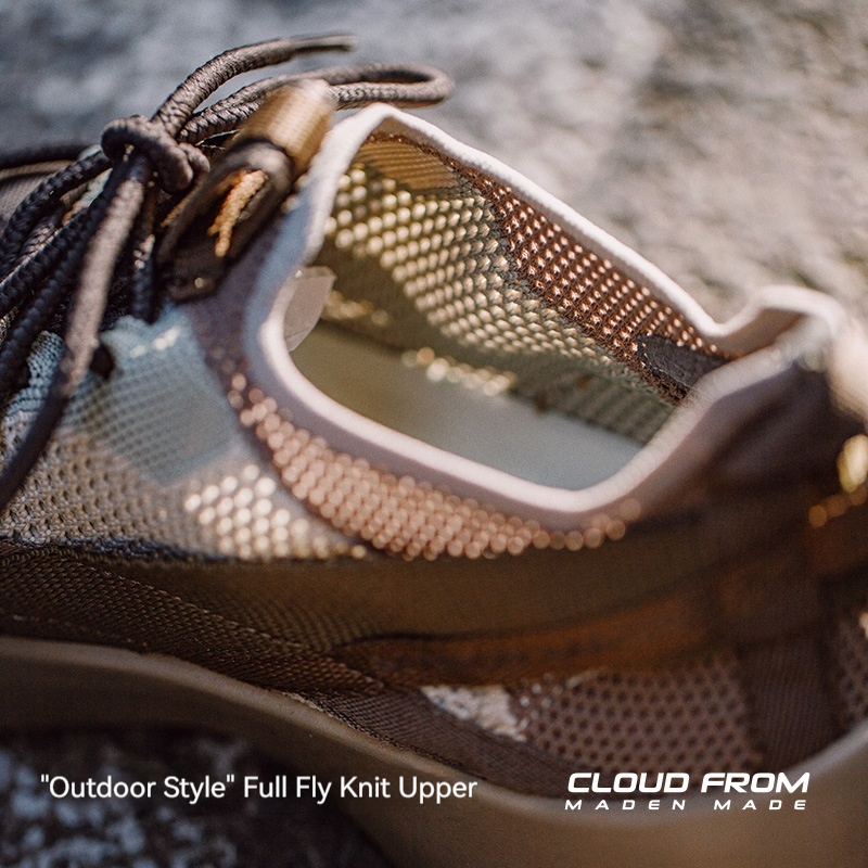 Maden Mesh lightweight and breathable mountain leisure jogging shoes, flying woven outdoor sports shoes