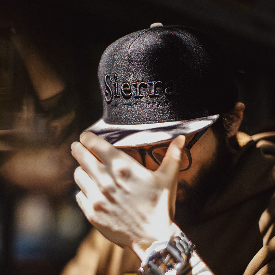 American Flat Brimmed Black Embroidered Hip-Hop Men'S Duckbill Cap