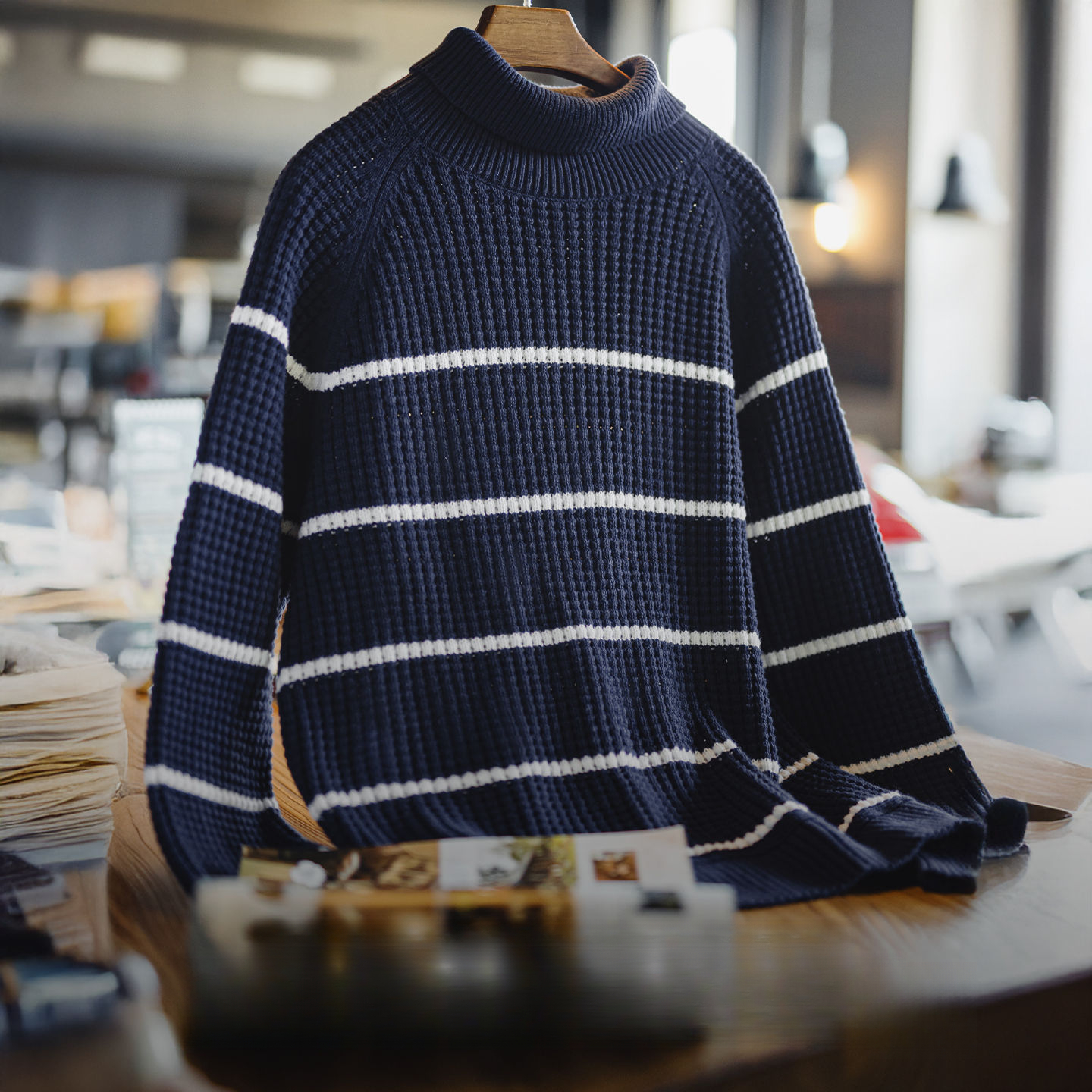 American Retro Striped Raglan Sleeve High Neck Knitted Pineapple Pattern Sweater