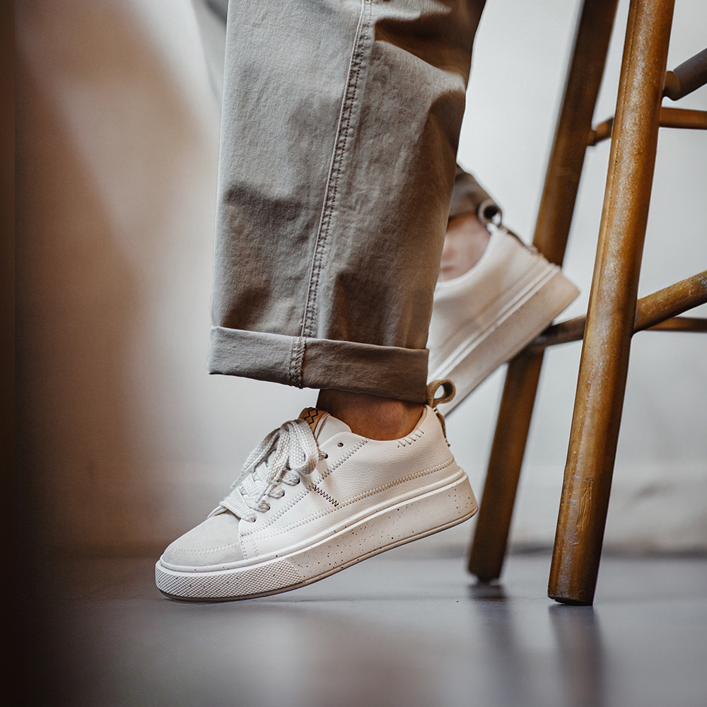 Maden's summer men's design sense niche casual sports versatile thick sole small white shoes