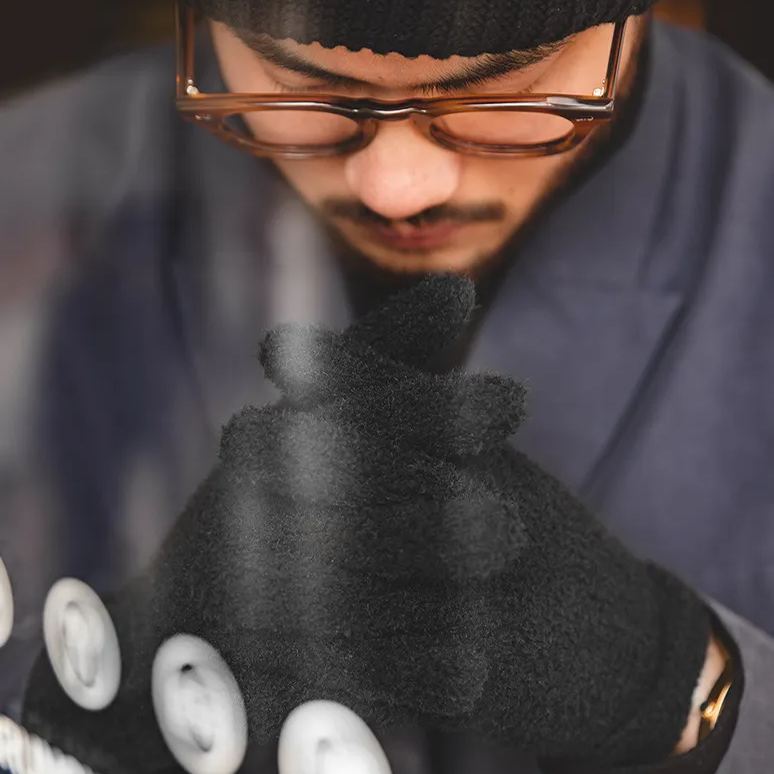 Maden Vintage Black Sable Fur Knitted Windproof Coldproof Warm Full Finger Gloves