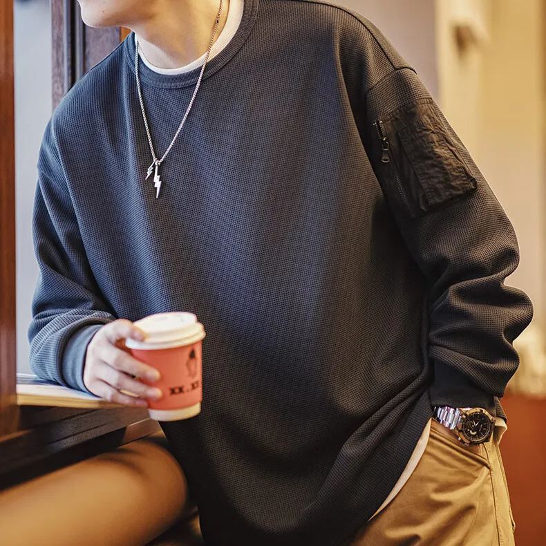 Maden Mountain outdoor waffle hoodie with functional drape and versatile round neck long sleeved T-shirt