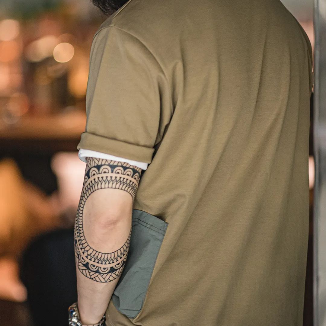 Maden Mountain outdoor fun printed short sleeved T-shirt with camping design sense, short sleeved