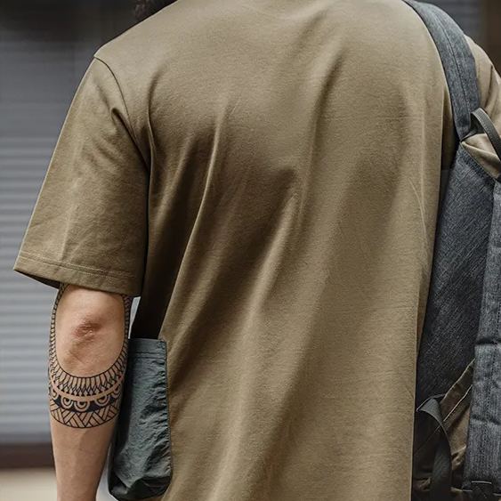 Maden Mountain outdoor fun printed short sleeved T-shirt with camping design sense, short sleeved