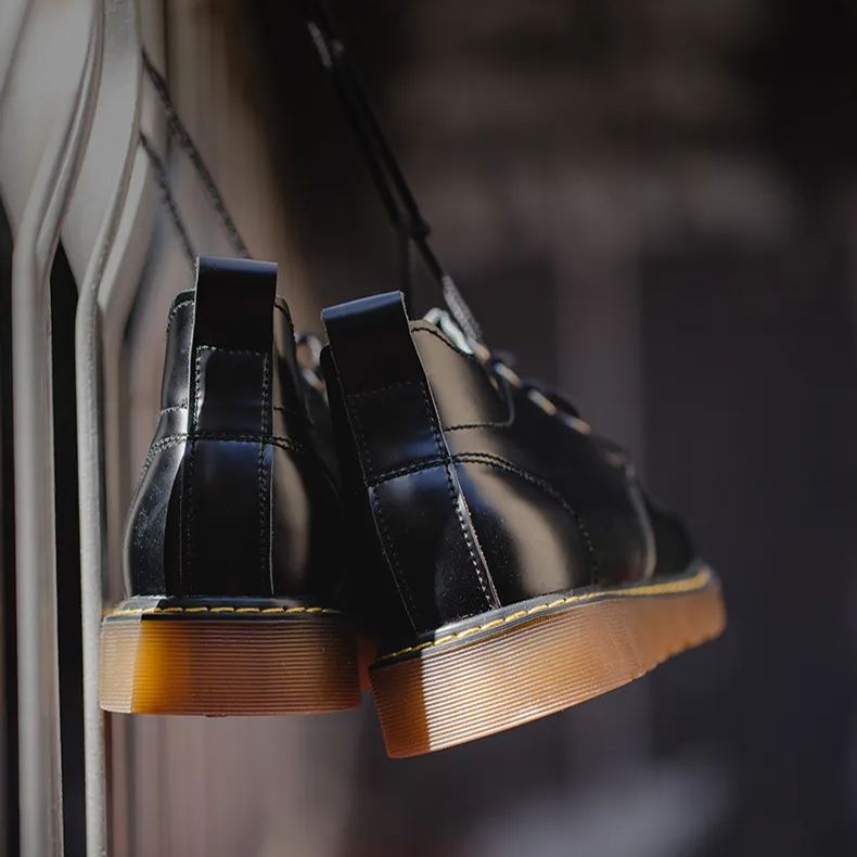 Maden workwear British style high cut black leather shoes, trendy leather boots, short boots