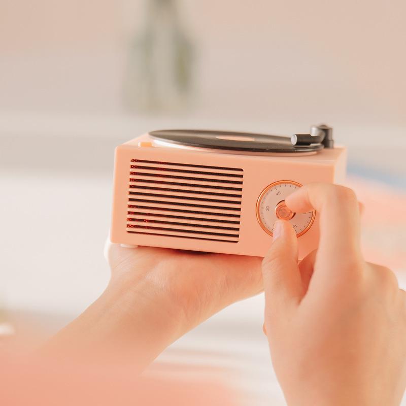 Vintage Vinyl Record Player Bluetooth Speaker – Rotating Record Player Design, Portable Retro Wireless Speaker for Home & Gift