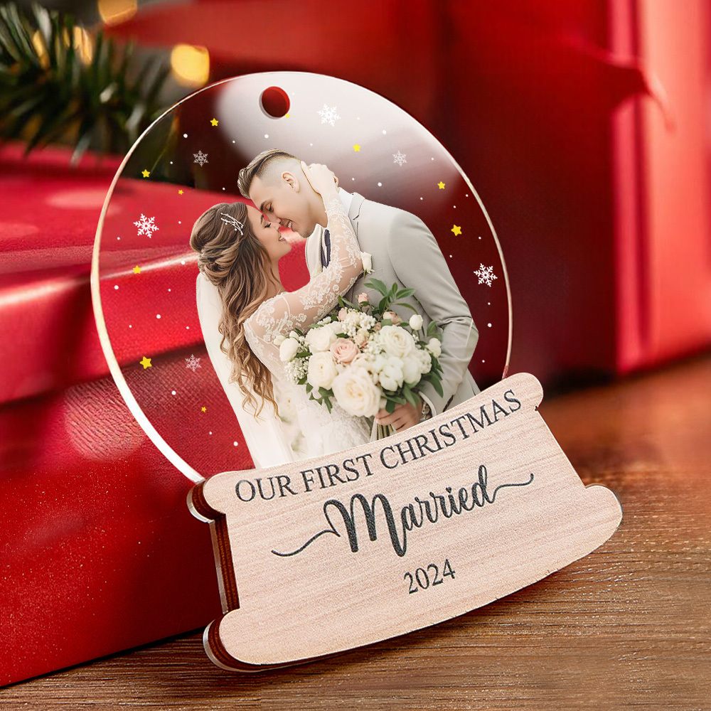 First Christmas Married Ornament, Personalized Couple Ornament, Just Married Christmas Ornaments, Custom Photo Ornament, Custom Couple Gifts