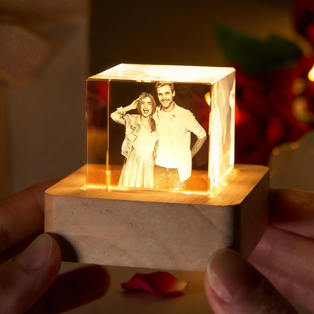 Custom Photo Crystal night light small cube crystal creative desktop ornament bedside lamp gift for couples.