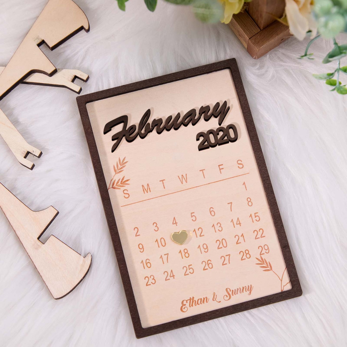Personalized Wooden Calendar Ornaments Custom Anniversary Ornaments Gift for Couples