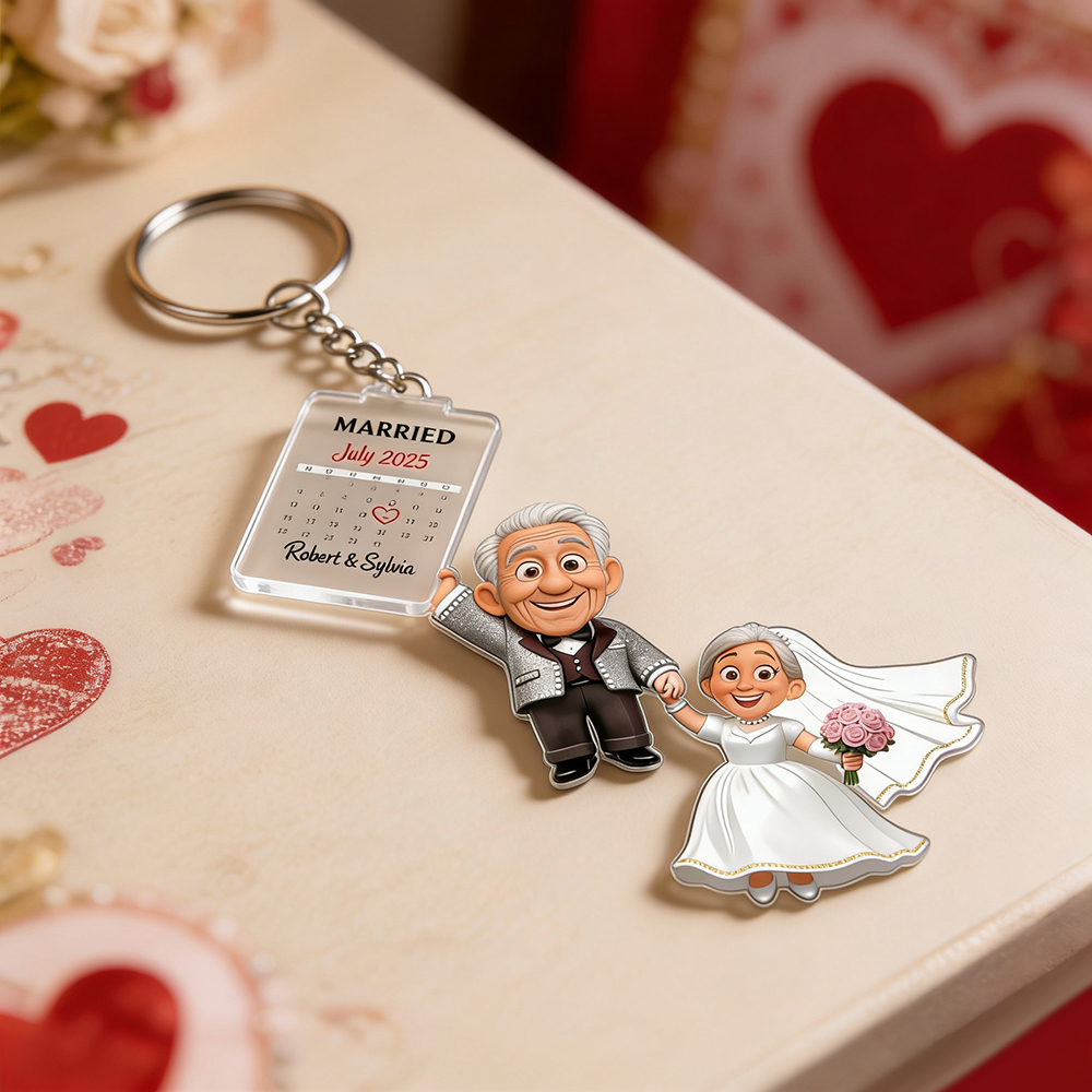 Custom Old Wedding Couple Keychain - Personalized Gifts For Couple