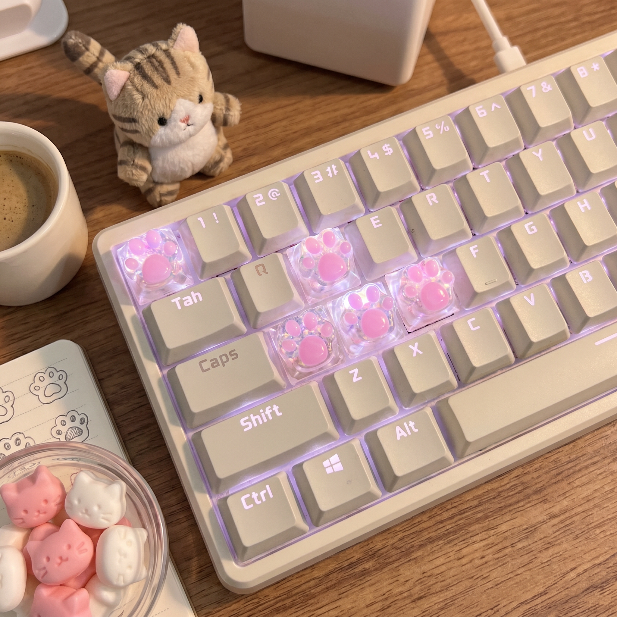 Kawaii Holographic Cat Paw Artisan Keycap - Crystal Jelly Resin Custom Keycap for Mechanical Keyboards