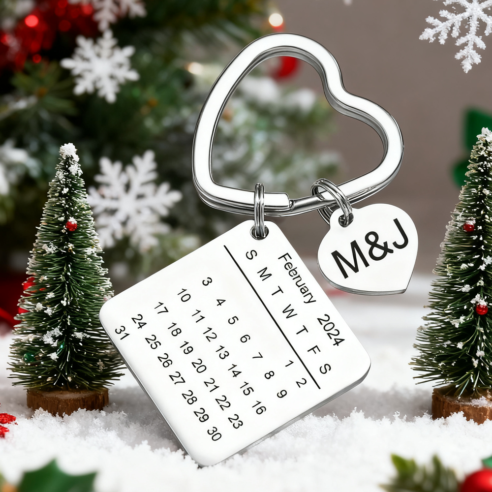Christmas Gift Wedding Anniversary Keychains Custom Engraved Calendar Heart Keyring Save the Date Gift for Him