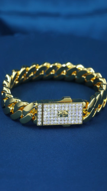 Custom 15mm 8inches S925 Silver Yellow Gold Plated D VVS Moissanite Diamond Cuban Chain Bracelet