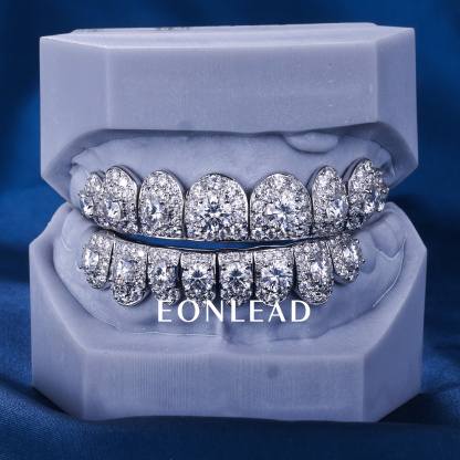 Custom Women Men S925 Silver White Gold Plated Top & Bottom 8 Flawless Big Moissanite Diamond Perm cut Teeth Grillz