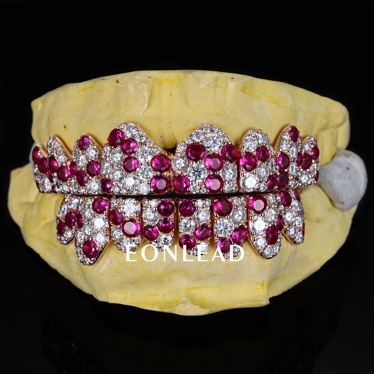 Custom Rose Gold Full Set Top & Bottom Grillz Mixed Round Ruby & White Moissanite Jumbo Pave Teeth Grills Hip Hop Rapper Custom Grillz For Men Women