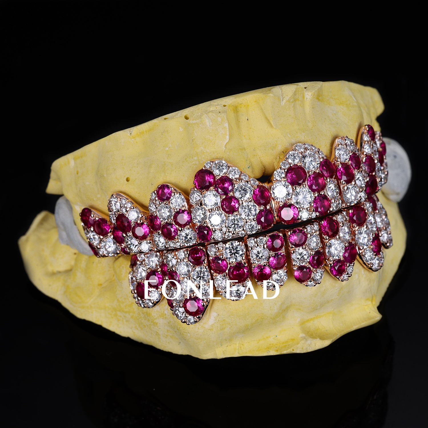 Custom Rose Gold Full Set Top & Bottom Grillz Mixed Round Ruby & White Moissanite Jumbo Pave Teeth Grills Hip Hop Rapper Custom Grillz For Men Women
