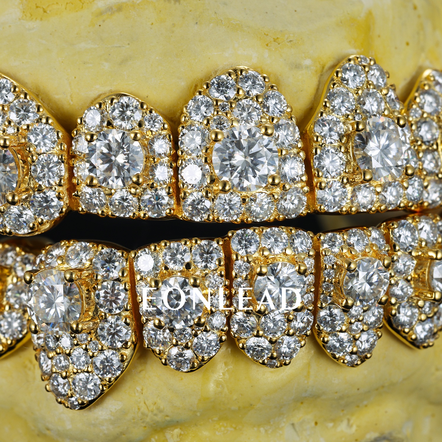 Eonlead Gold Plated 10 Top & Bottom Honeymoon Set Grillz Fully Iced Out Pave Moissanite Lab Diamond Grillz Hip Hop Jewelry Custom Grillz For Men Women