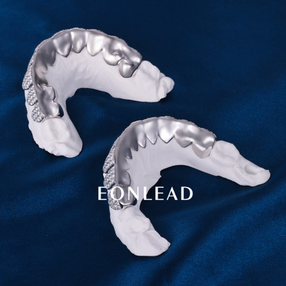 Custom Women Men Top & Bottom 10  S925 Silver White Gold Plated VVS Moissanite Diamond Iced out Teeth Grillz