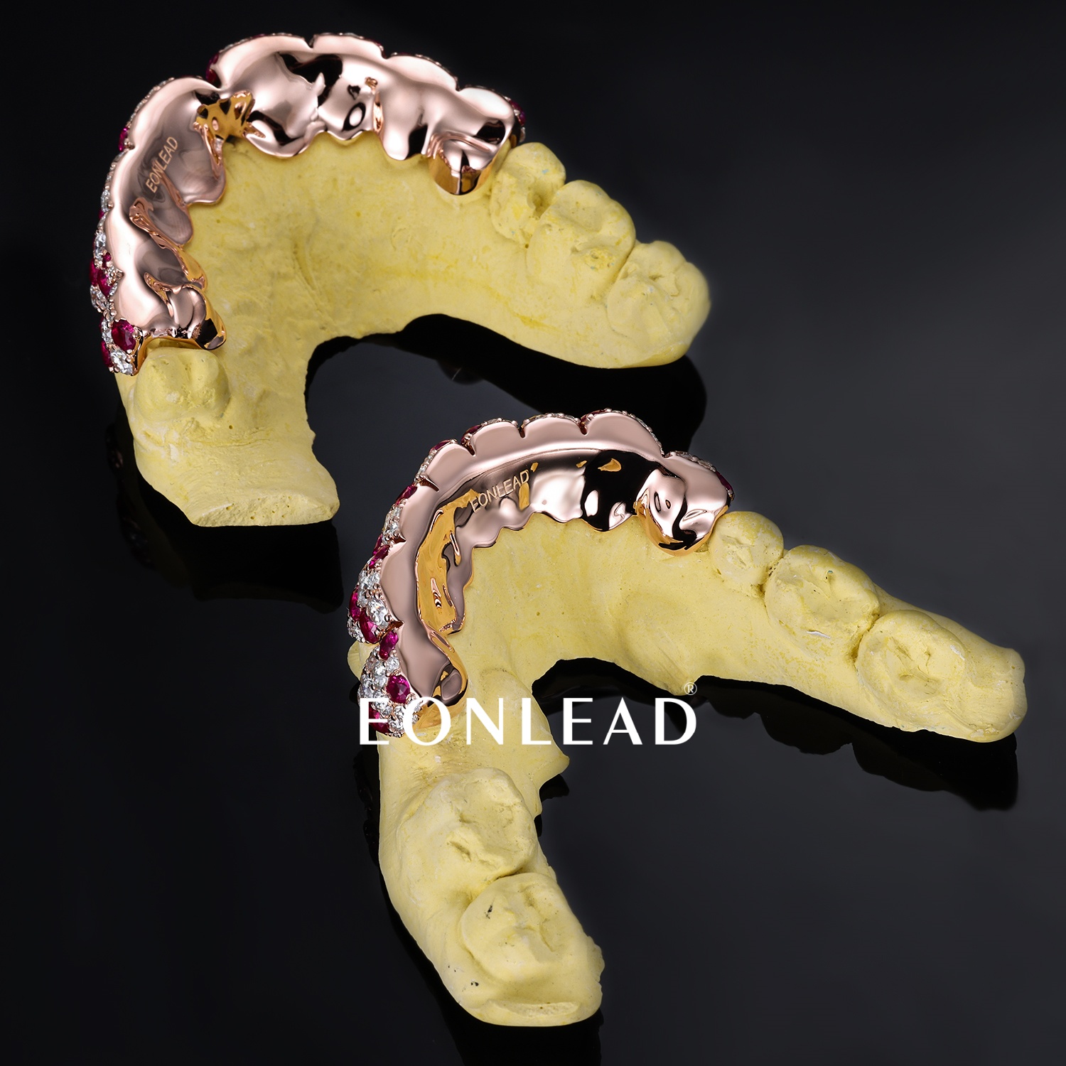 Custom Rose Gold Full Set Top & Bottom Grillz Mixed Round Ruby & White Moissanite Jumbo Pave Teeth Grills Hip Hop Rapper Custom Grillz For Men Women