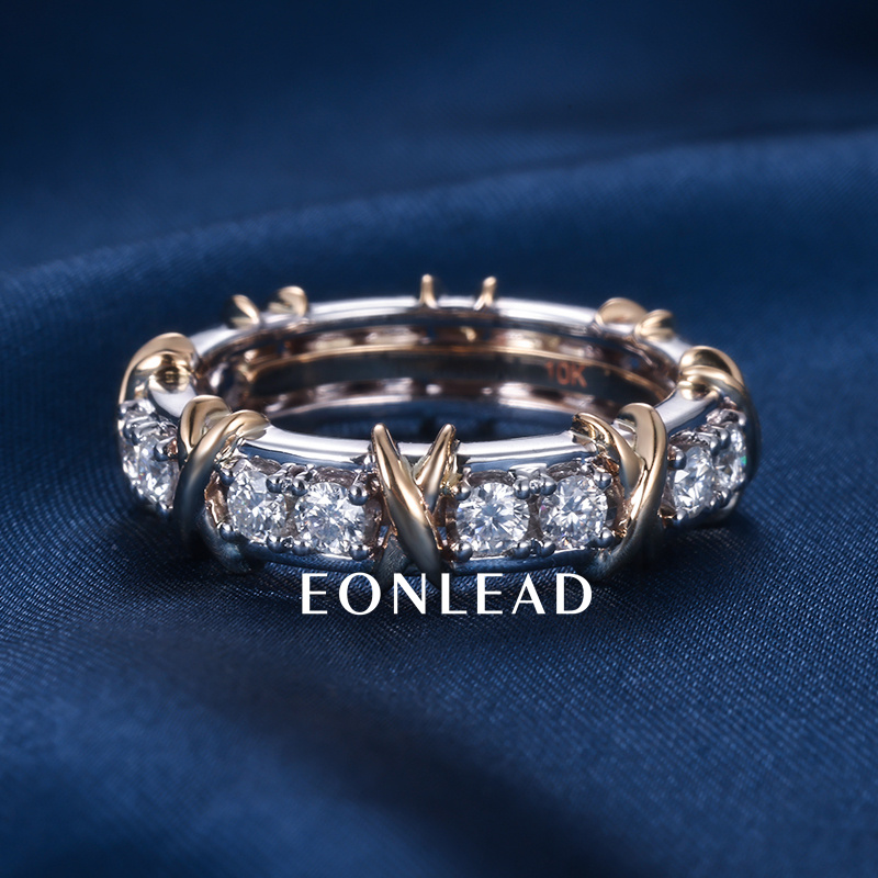 Custom Women S925 Silver 9K 10K 14K 18K Solid Gold 2.7MM D VVS Round cut Moissanite Lab Grown Diamond Wedding Band Ring