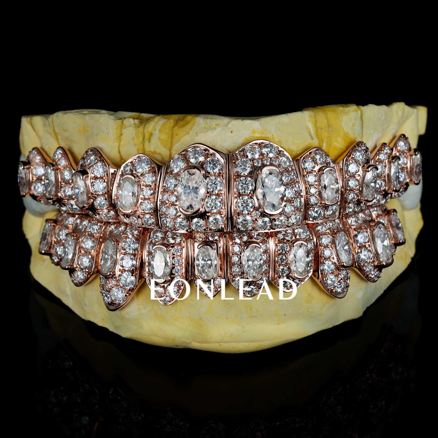 Custom Iced Out Oval Diamond Rose Gold Honeymoon Setting Grillz Hip Hop Teeth Grillz 10 Top And Bottom Set For Men Women